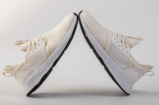 What Are The Most Stylish Women’s White Shoes In 2022? Best Shoes You Should Own